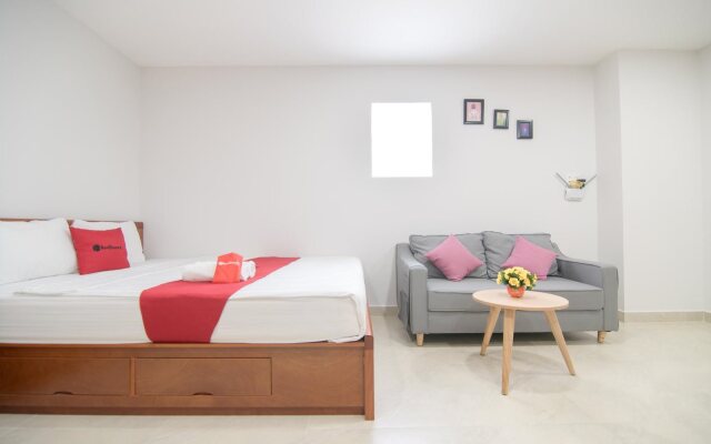 Cherry Hotel and Apartment