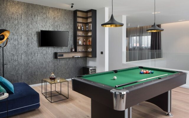 Villa in Pula With Pool and Sauna