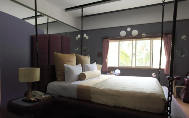 Regale Villa Hotel