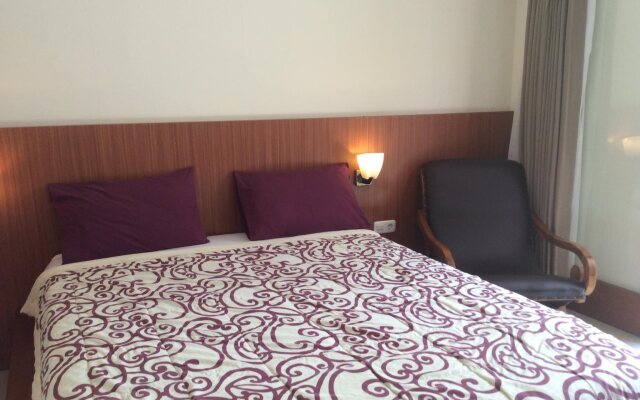 Ayu Love and Harmony Guest House