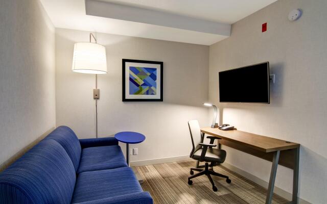 Holiday Inn Express Hotel & Suites Toronto - Markham, an IHG Hotel