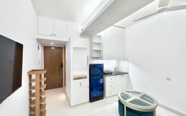 300sqft 1 Apartment with Sauna & Pool