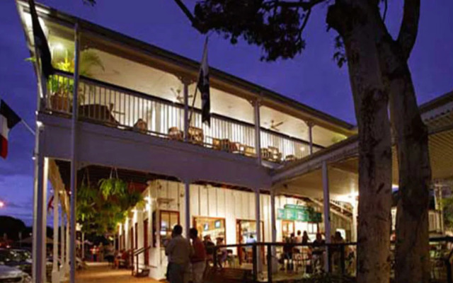 Port Douglas on Macrossan