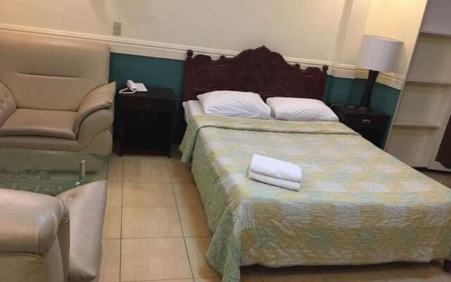 Natalia Hotel