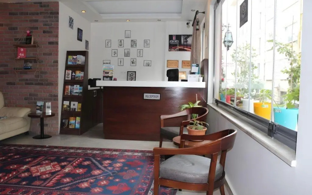 Stanpoli Hotel