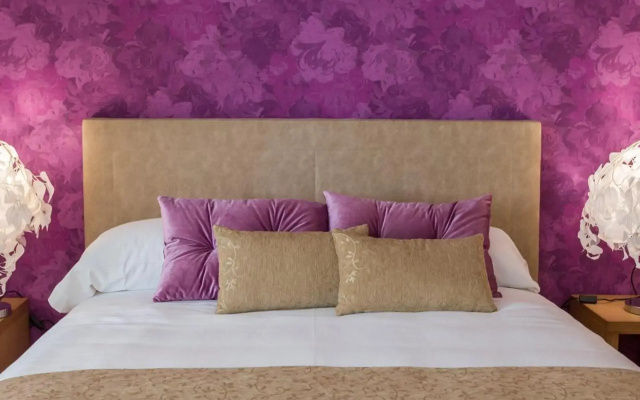Hotel A Roldana