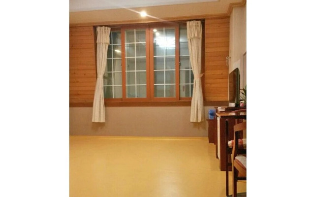 Palgongsan Youth Hostel