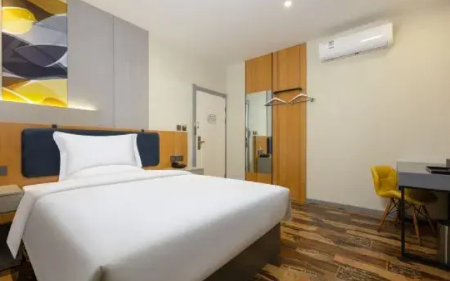 Ease Hotel (Jinzhong Taigu Second People's Hospital)