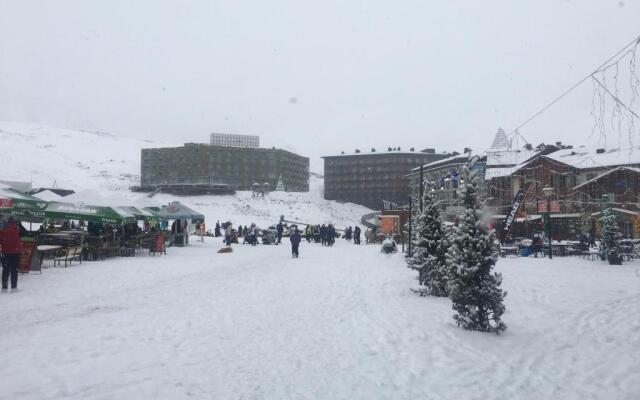 Redco Four Seasons In New Gudauri 302