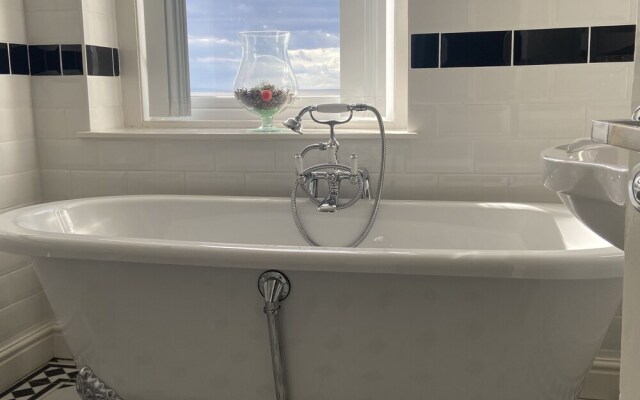 The Beach House Luxury Rooms