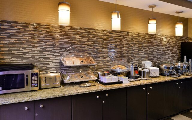 Best Western Plus Wichita West Airport Inn