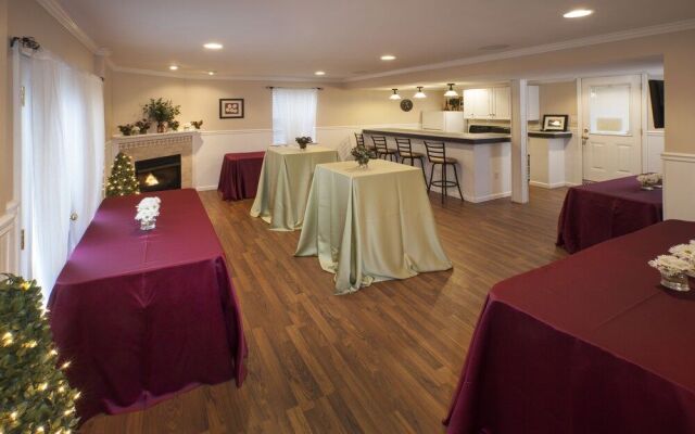 Weller Haus Bed, Breakfast & Event Center