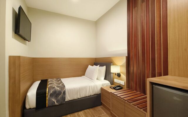 Zoom Hotel