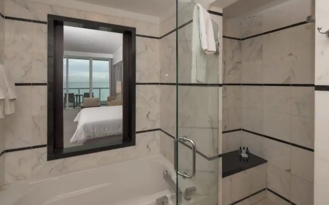 Residences at Fontainebleau Miami