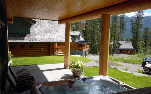 Snow Creek Cabins by Fernie Lodging Co
