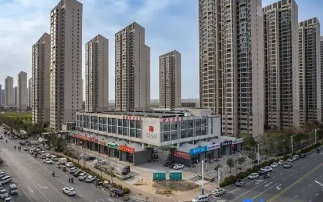 Boya Hotel, Long'an Community No. 2 Courtyard Branch, Xinzheng