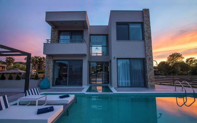Ocean Private Villas