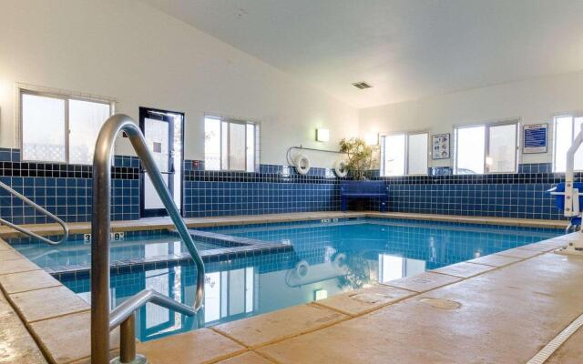 Comfort Inn Garden City