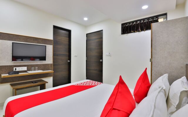 Hotel Crystal By OYO Rooms