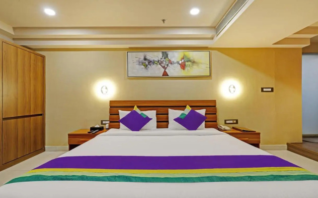 Treebo Tryst Hotel Apollo Grand