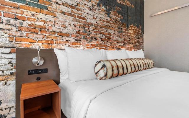 Hotel Monville