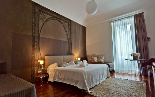 Artistic Charming House