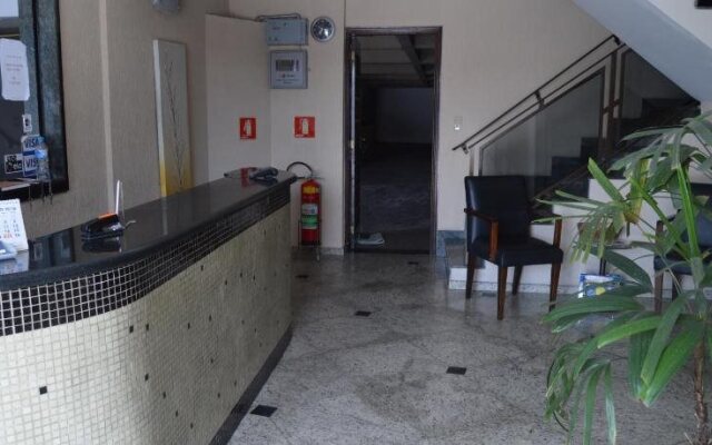 Aero Plaza Hotel