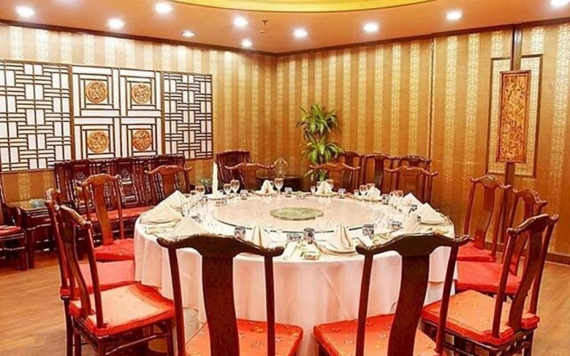 Danxia Hot Spring Holiday Resort Shaoguan