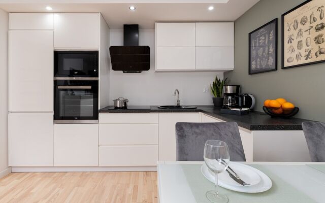 Apartment Gdańsk With Balcony by Renters