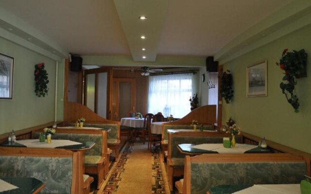 Hotel Átrium
