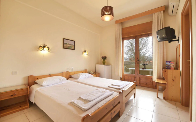 Yannis Resort Hotel