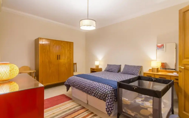 Magnificent Sunny Seafront Apart Sliema
