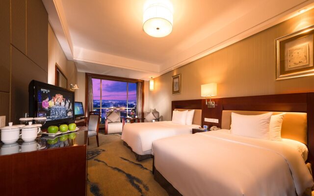 Ramada Plaza Zhijiang Hotel