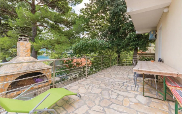 Apartment Donji Karin 10