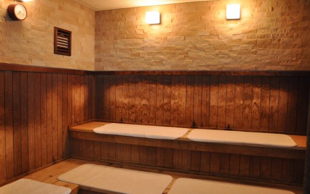 Royal Hotel YAMANAKA ONSEN KAJIKASO