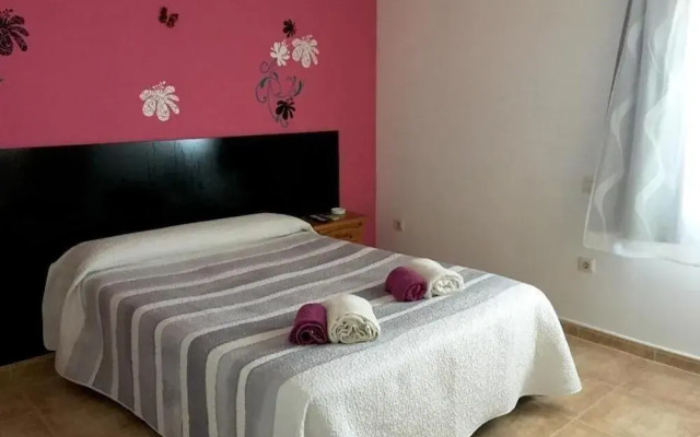 Hostal Catedritos Ibéricos A-5 KM 154