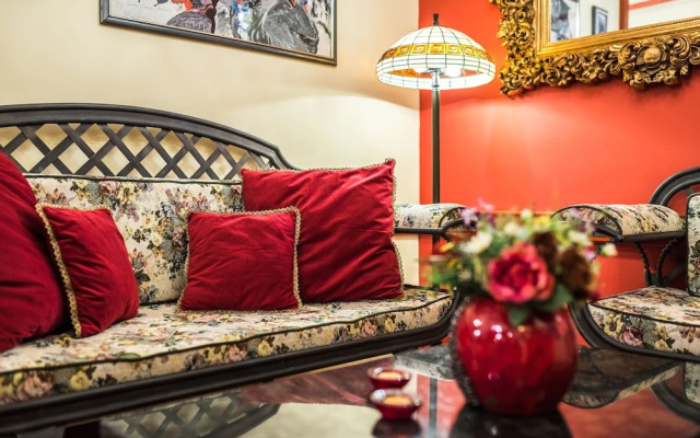 Emperor's Suites