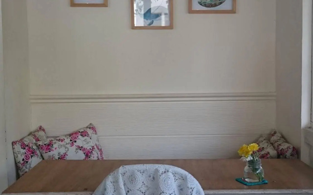 Metro Guest House
