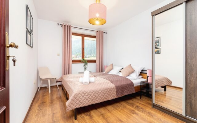 Apartment Giewont View by Renters