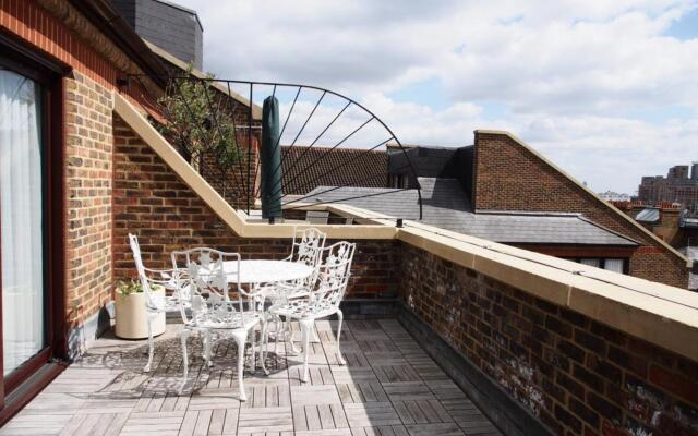 Monarch House Serviced Apartments