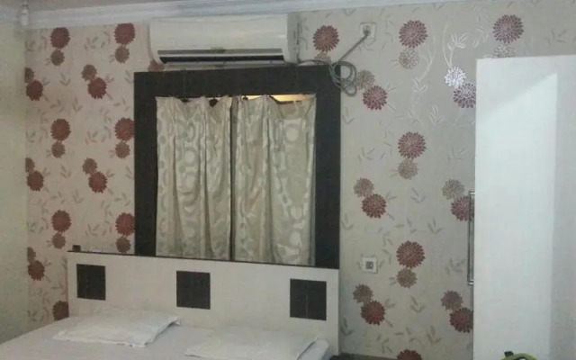 Shree Krishna Hotel and Resort