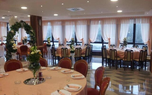 Alfa Hotel