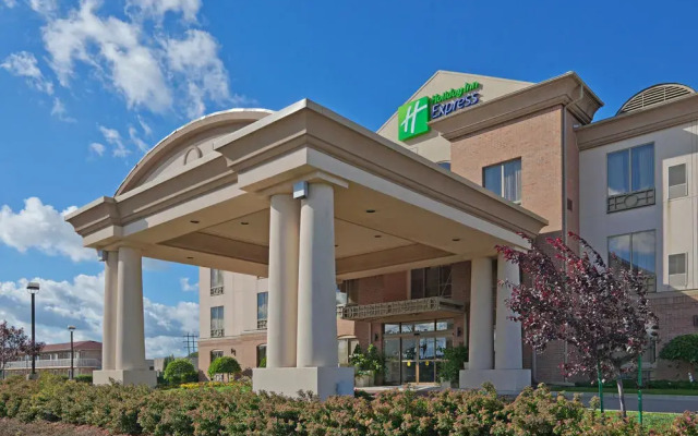 Spark by Hilton Guelph