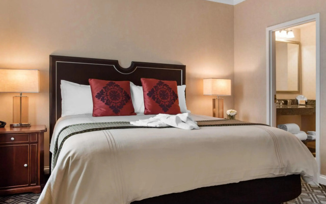 Omni Severin Hotel