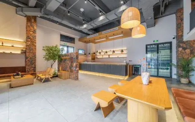 Li Lei B&B Hotel
