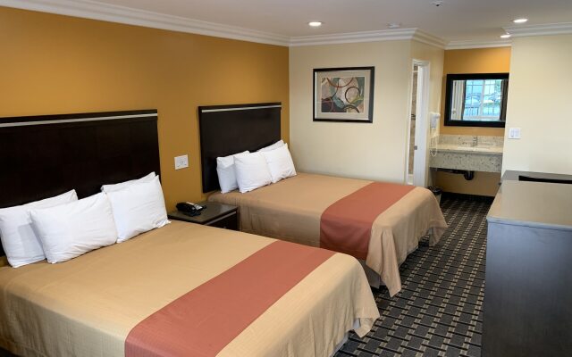 Ontario Inn & Suites