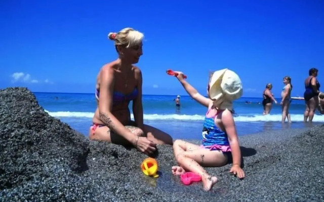 Klas More Beach Hotel