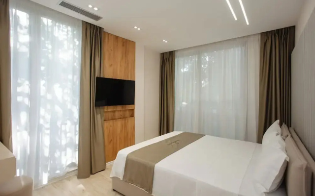 DownTown Hotel