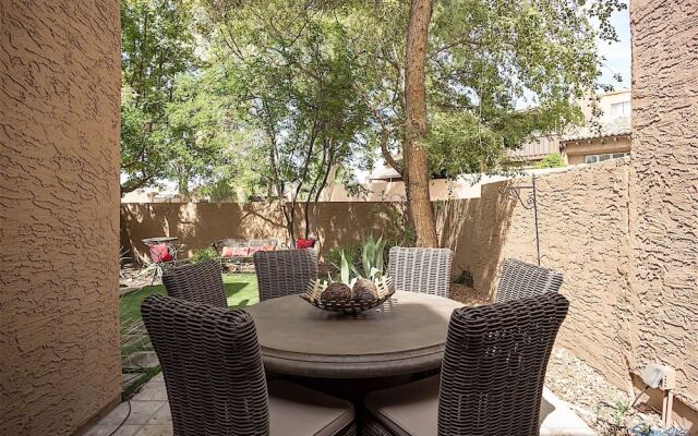 Camelback Mountain 2 BR by Casago