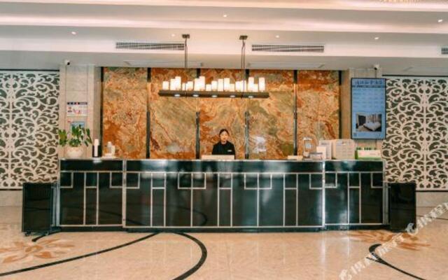 Qingmu Platinum Hotel (He County Hezhou Road Antian International)